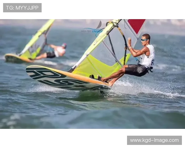 帆船毕焜谈海上训练的赤诚情